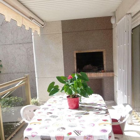 קמברילס 100M2 Big Apartment Private Garden And Pool/ 100M2 Gran Apartamento Jardin Privado Y Piscina / Acogedor Apartamento En Zona Tranquila Y Agradable מראה חיצוני תמונה